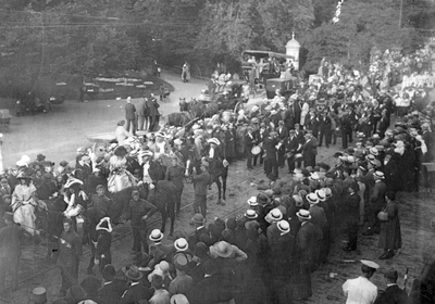 98237 Afbeelding van de historisch-allegorische optocht ter gelegenheid van het 25-jarig regeringsjubileum van H.M. ...